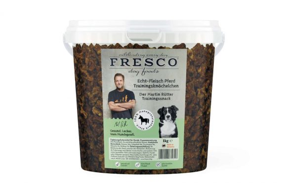 Mockup-Ruetter-EIMER-Knochen-Pferd-1kg_800x600@2x